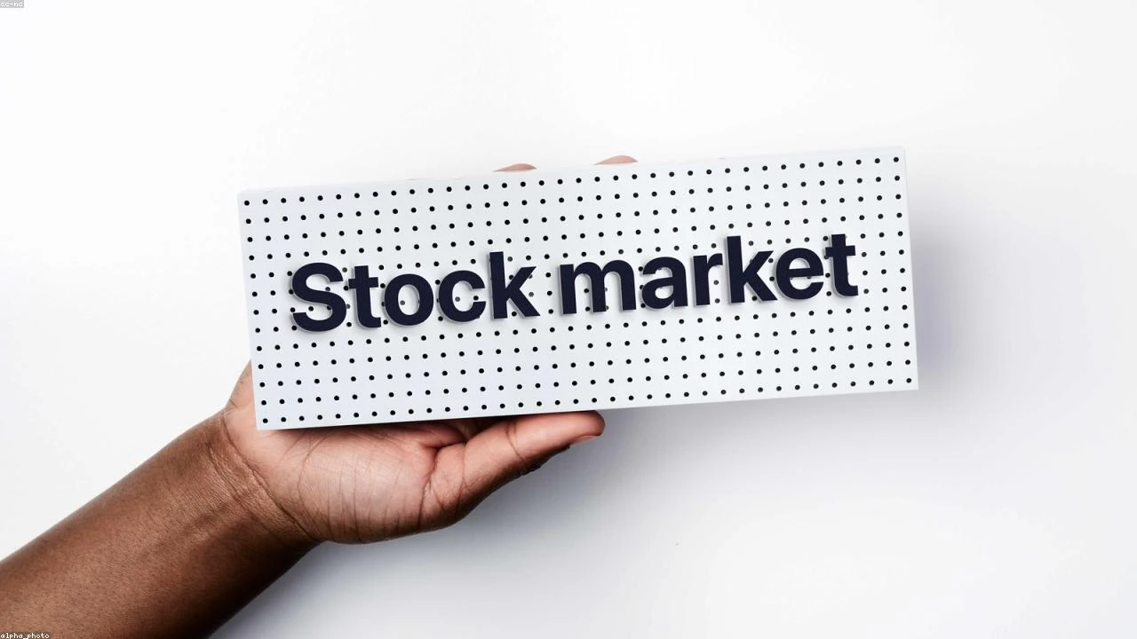 Bitcoin Surges to $72,000: A Calm in the Storm or a New Era for Cryptocurrency?