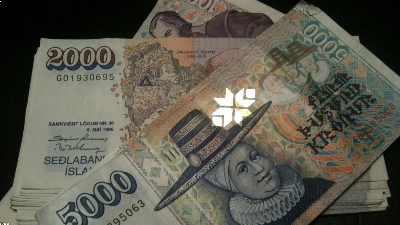 Oil Market Volatility: Unpacking the Impact of US-Iran Talks on Crude Prices